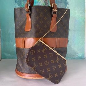 Louis Vuitton Vintage Bucket GM with Coin Bag